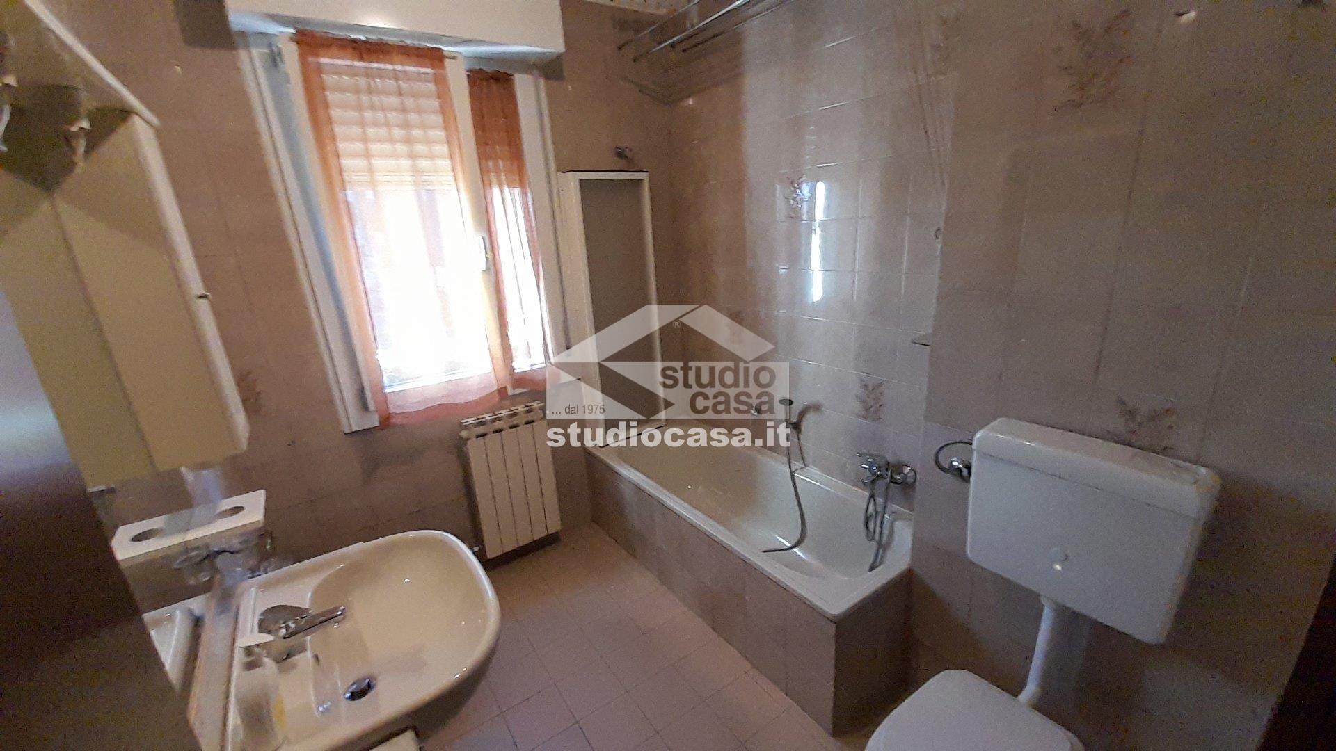 Appartamento in vendita a Rho