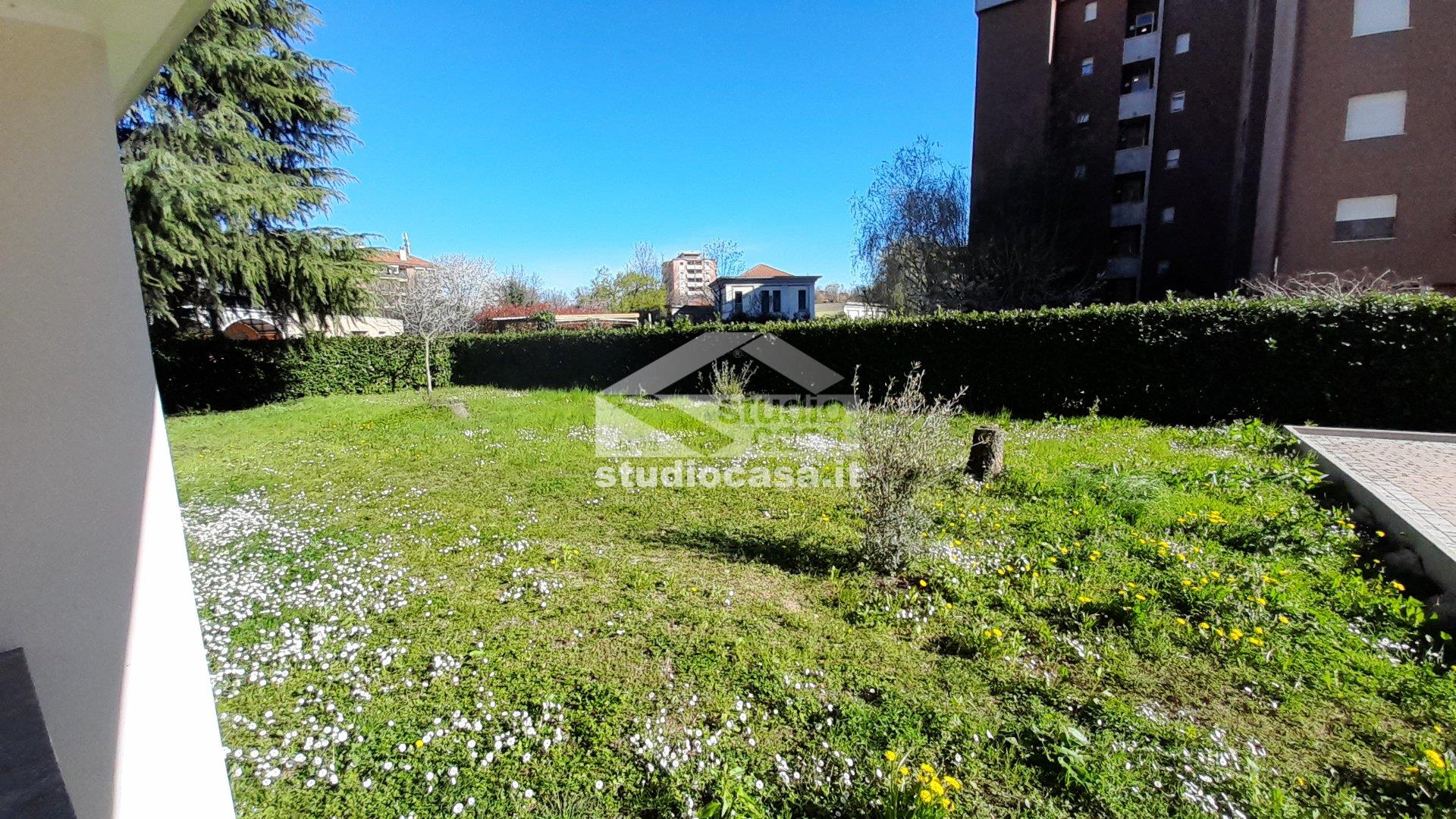 Appartamento in vendita a Rho