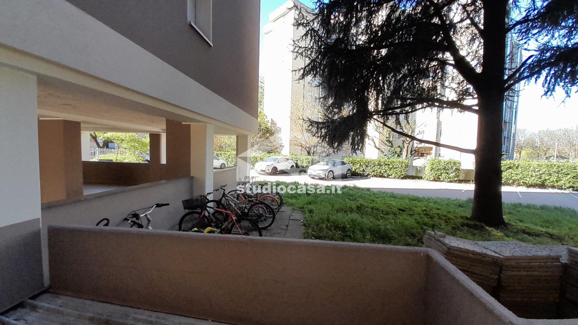 Appartamento in vendita a Rho