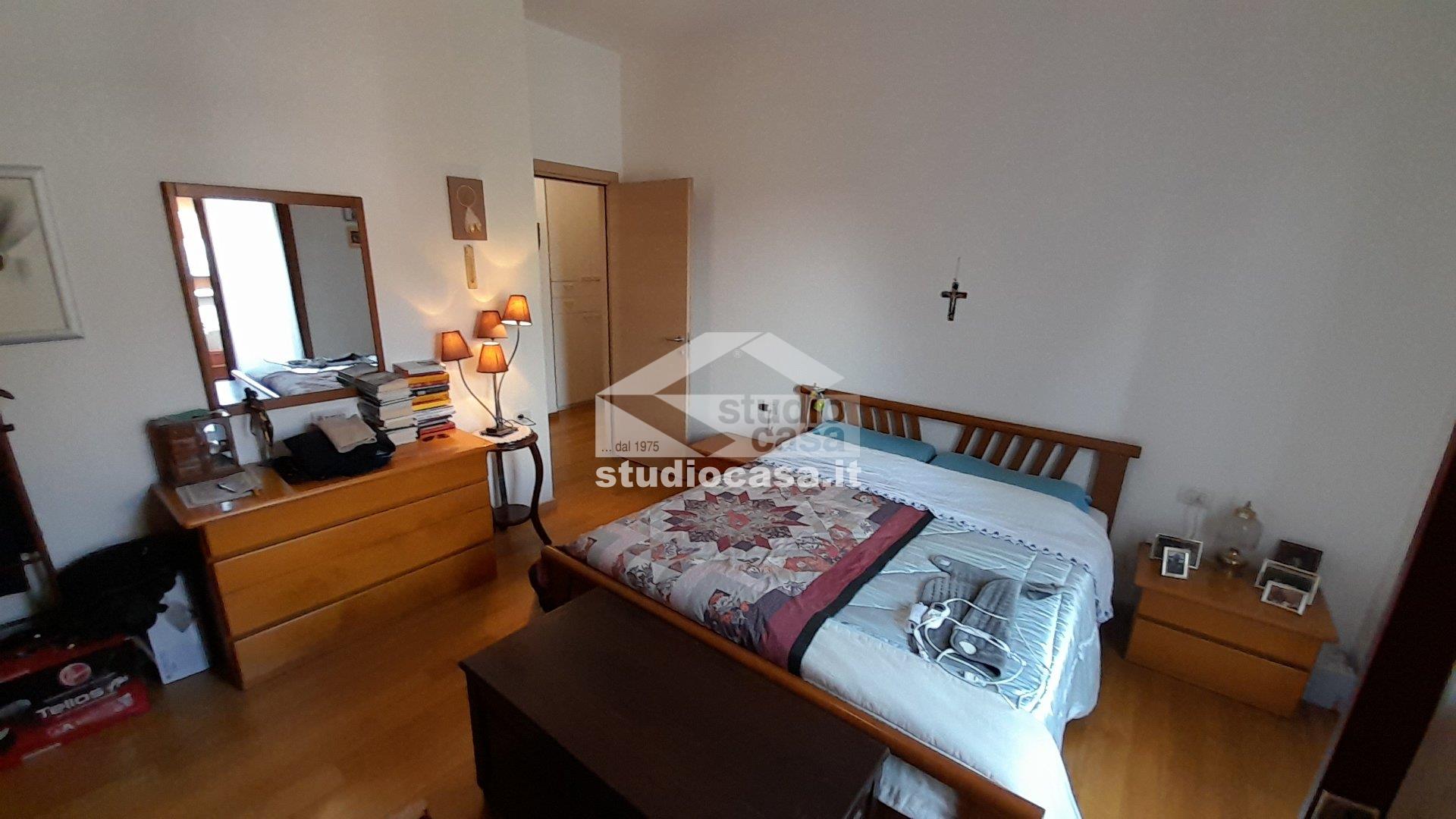 Appartamento in vendita a Rho