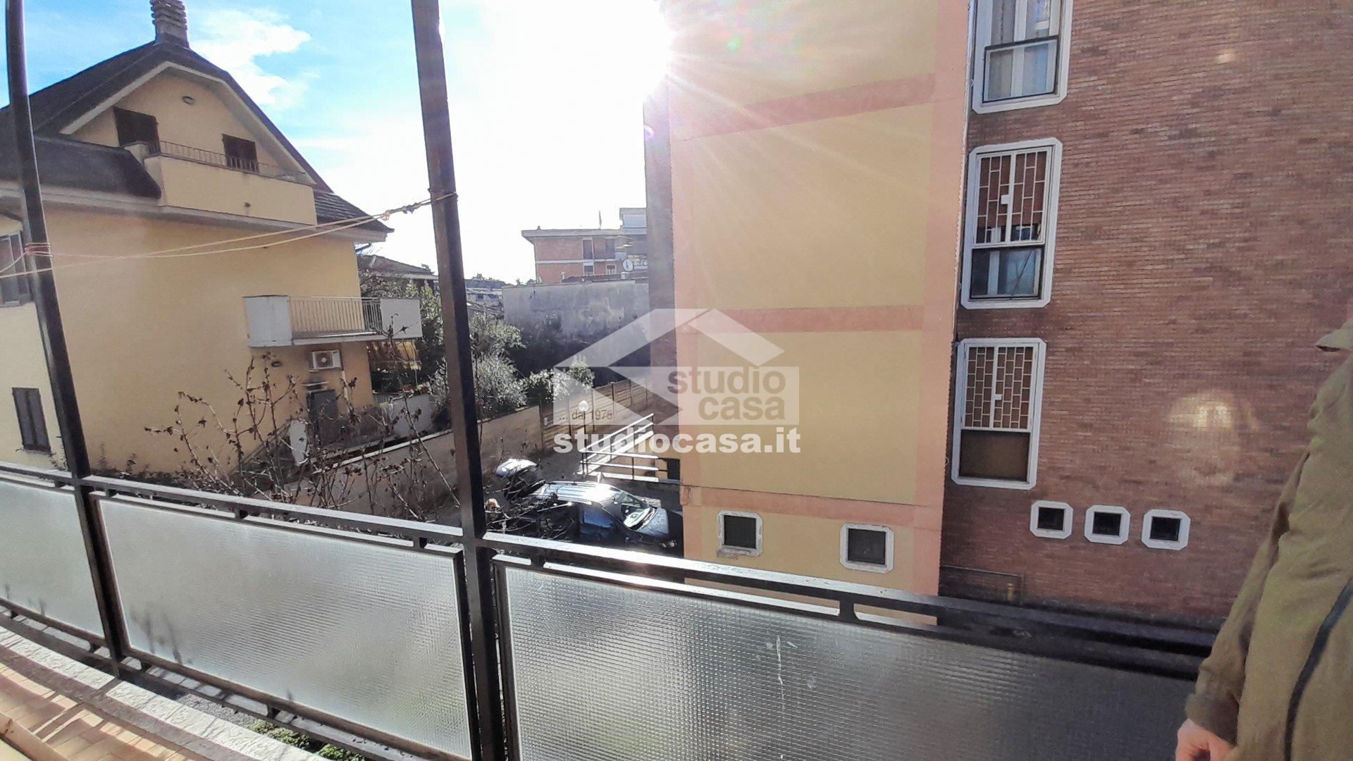 Appartamento in vendita a Rho