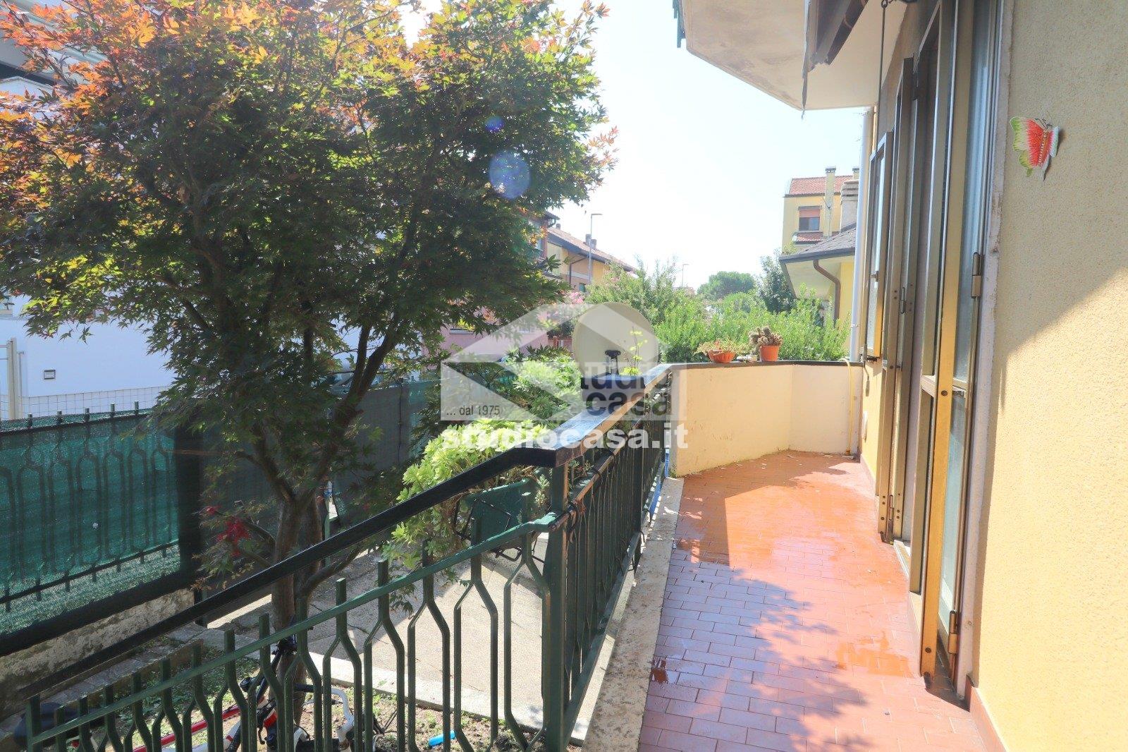 Casa Plurifamiliare in vendita a Rho