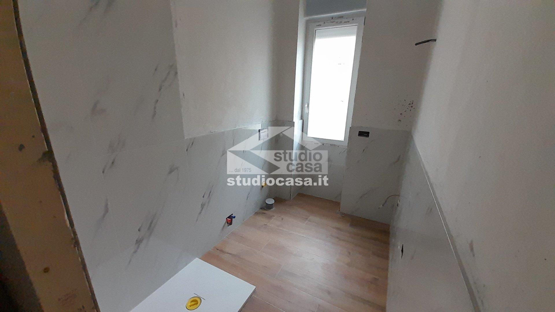 Appartamento in vendita a Rho