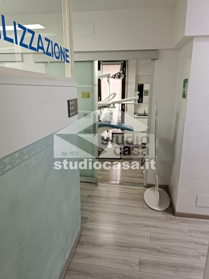 Studio in vendita a Rho