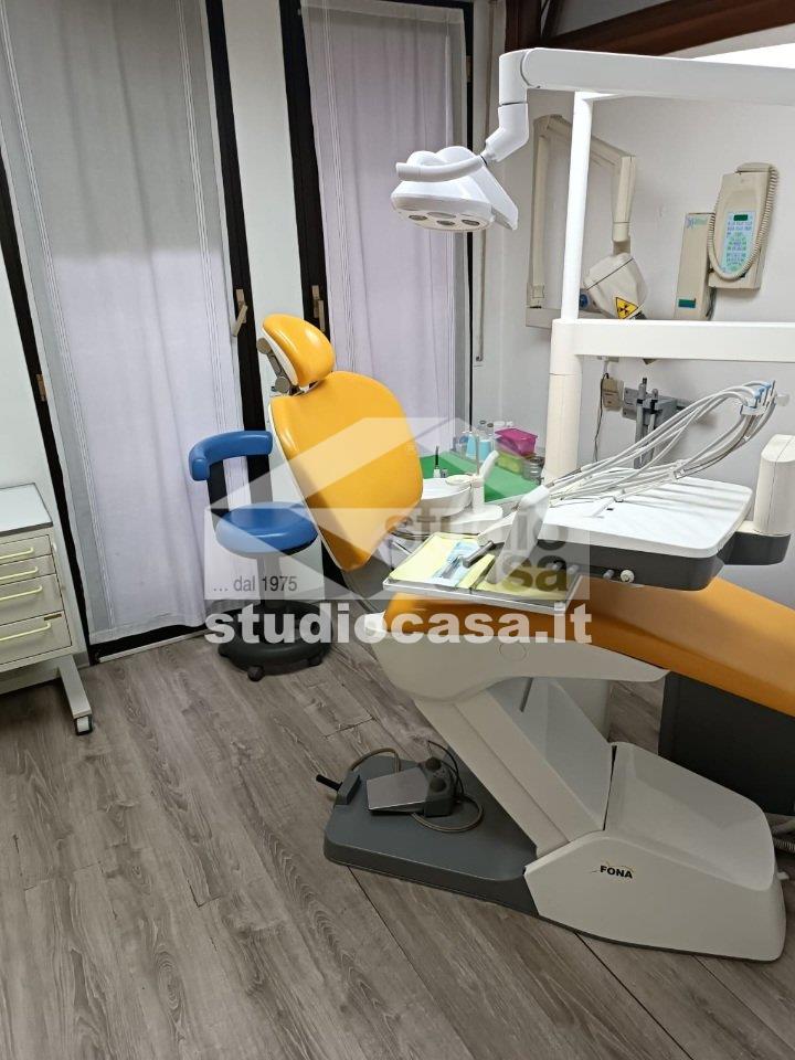 Studio in vendita a Rho