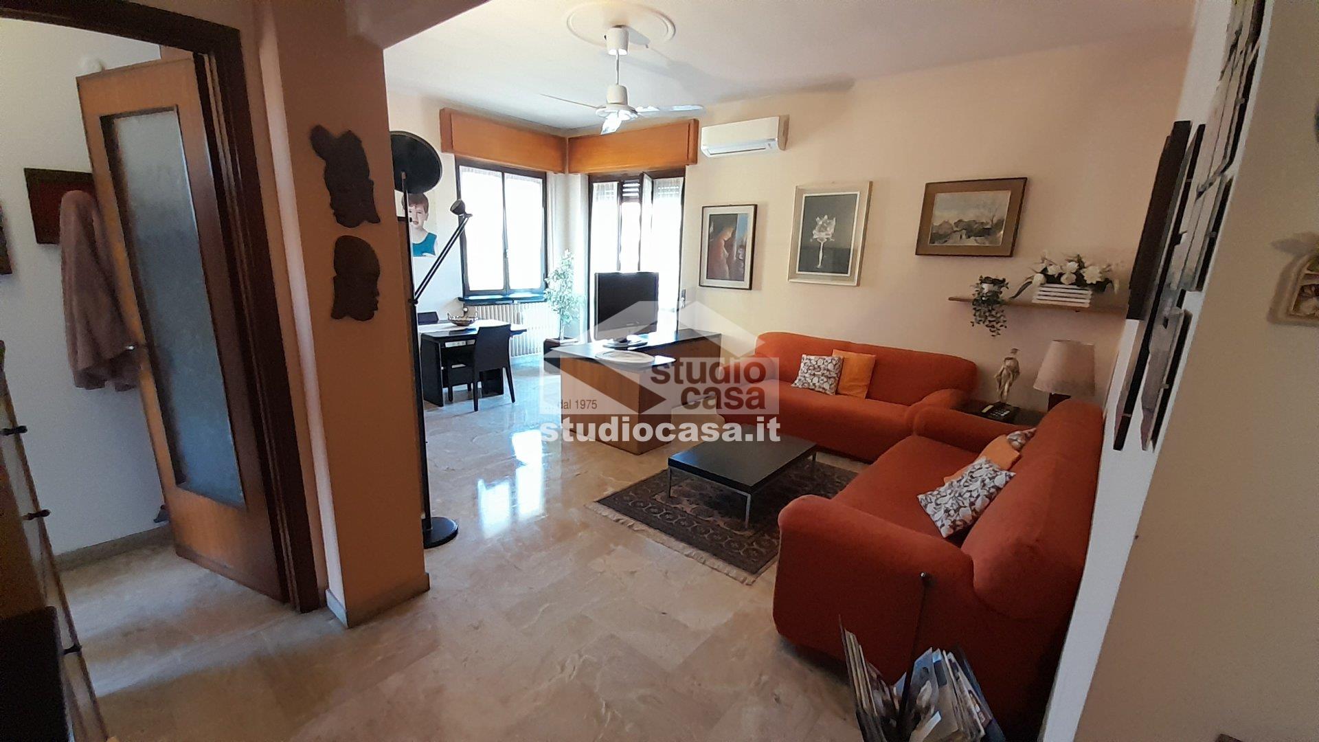 Appartamento in vendita a Rho