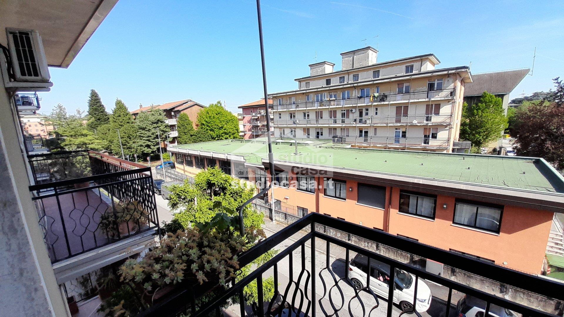 Appartamento in vendita a Rho