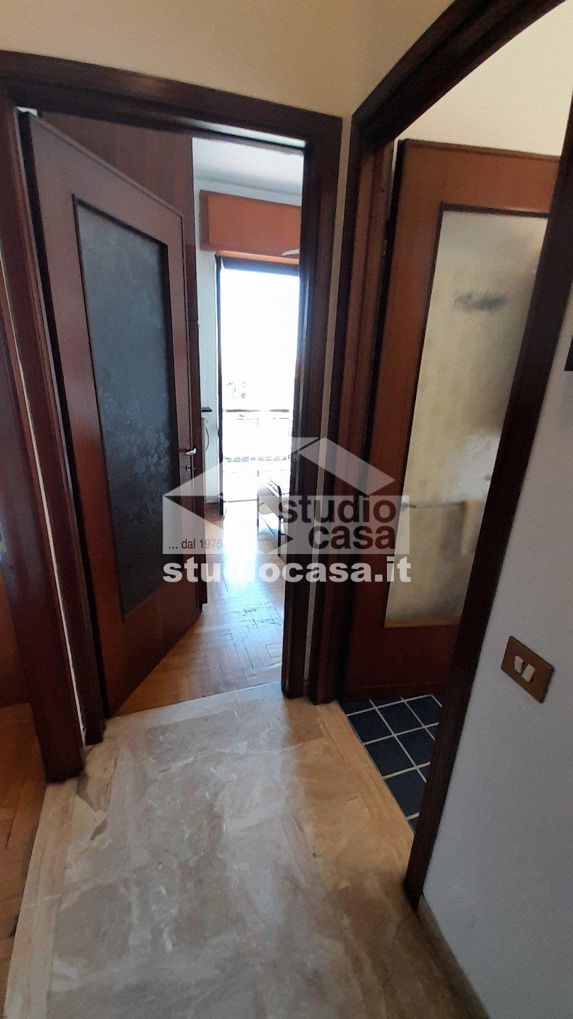 Appartamento in vendita a Rho