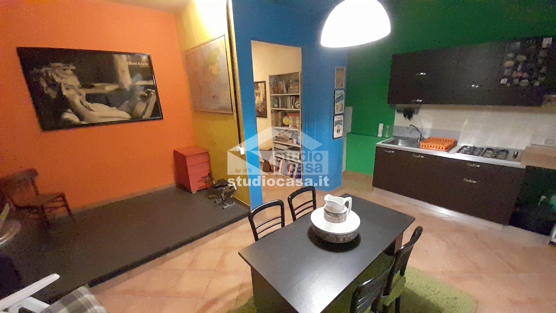 Appartamento in vendita a Rho