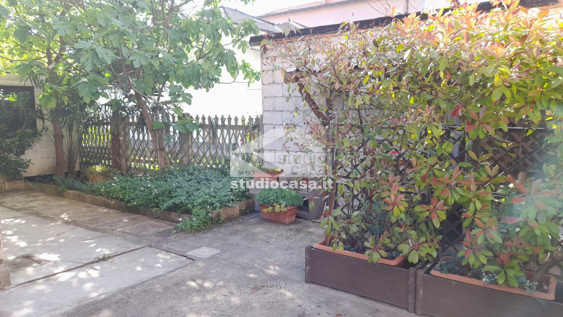 Appartamento in vendita a Rho