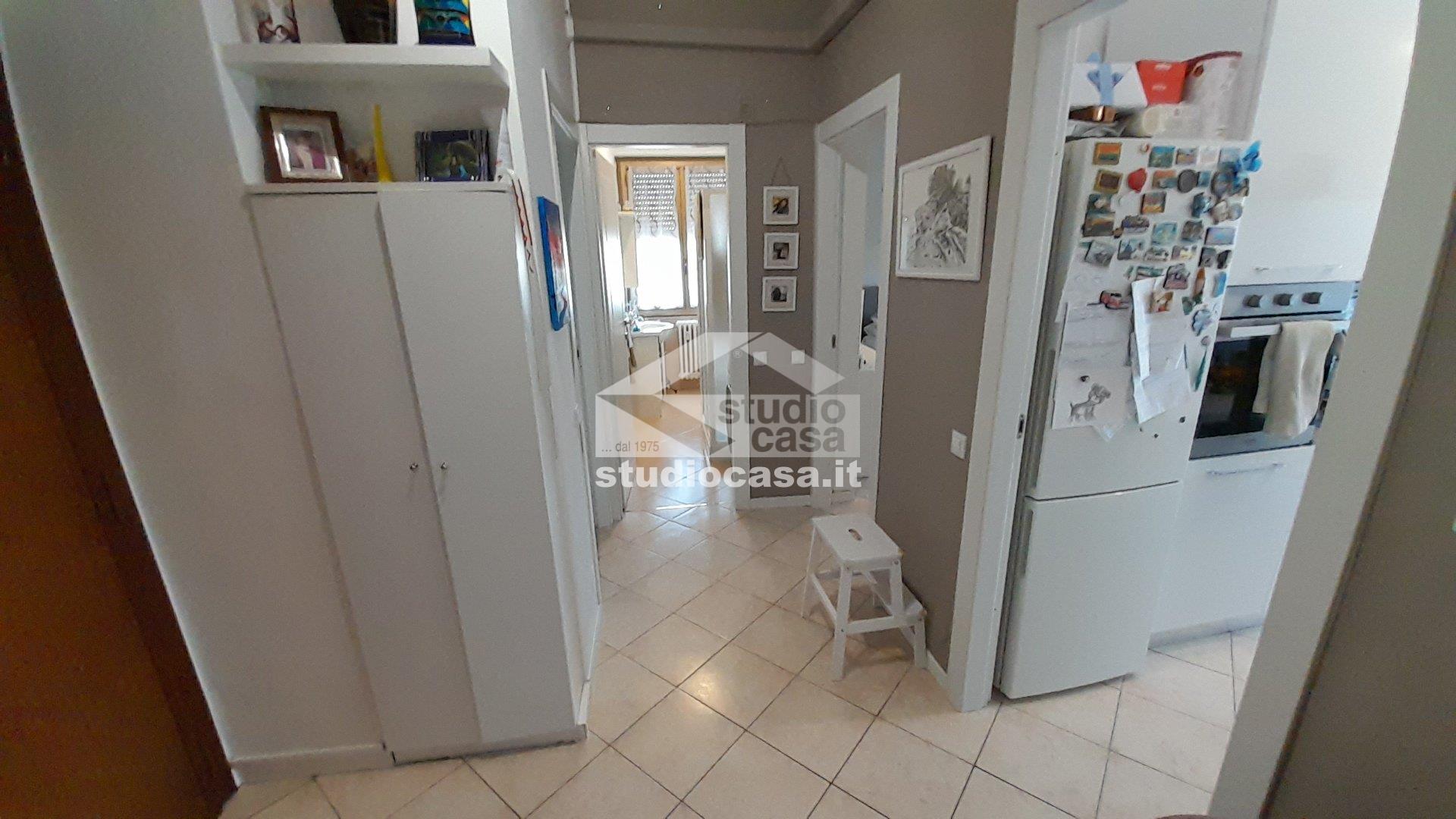 Appartamento in vendita a Rho