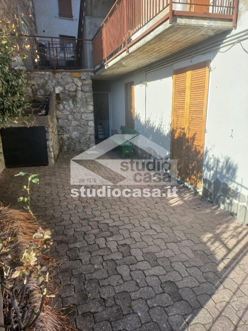 Appartamento in vendita a Algua