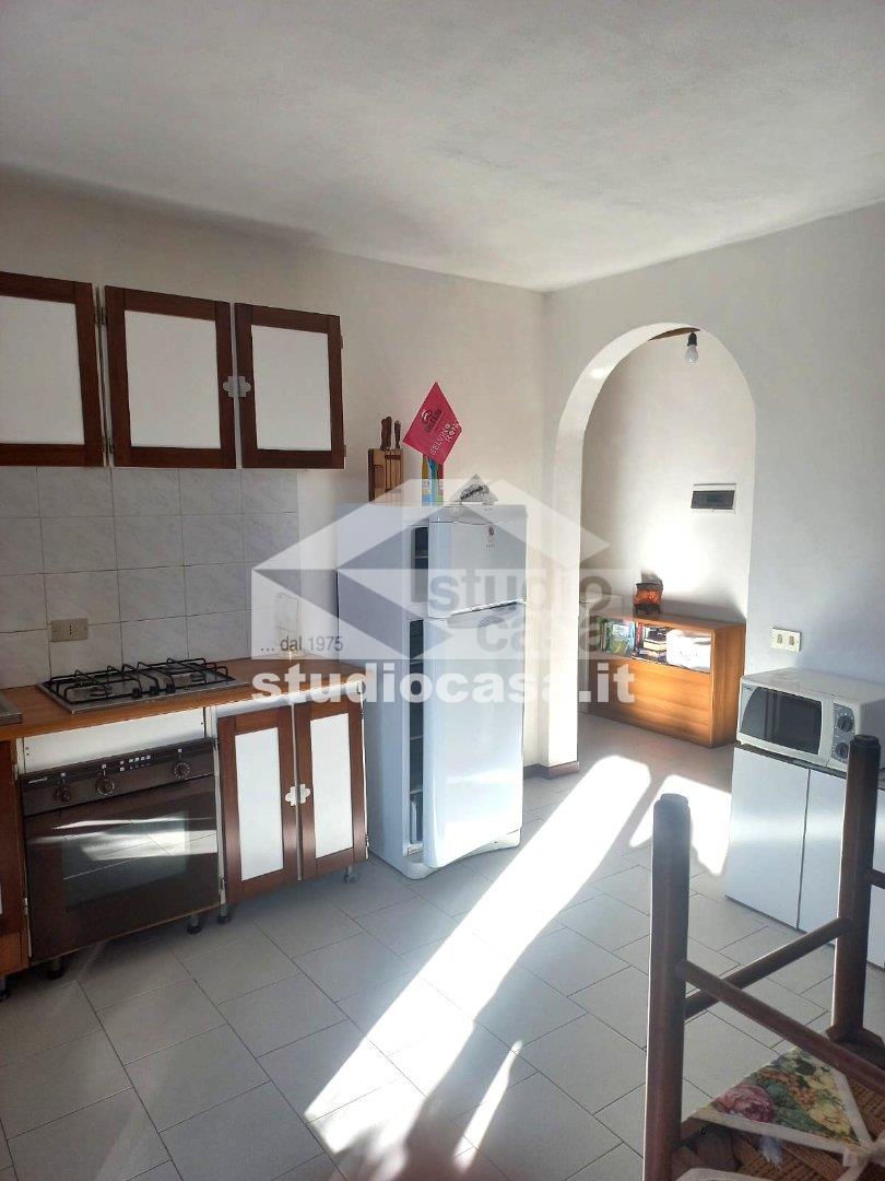 Appartamento in vendita a Algua