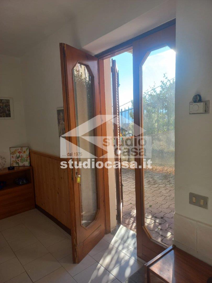 Appartamento in vendita a Algua