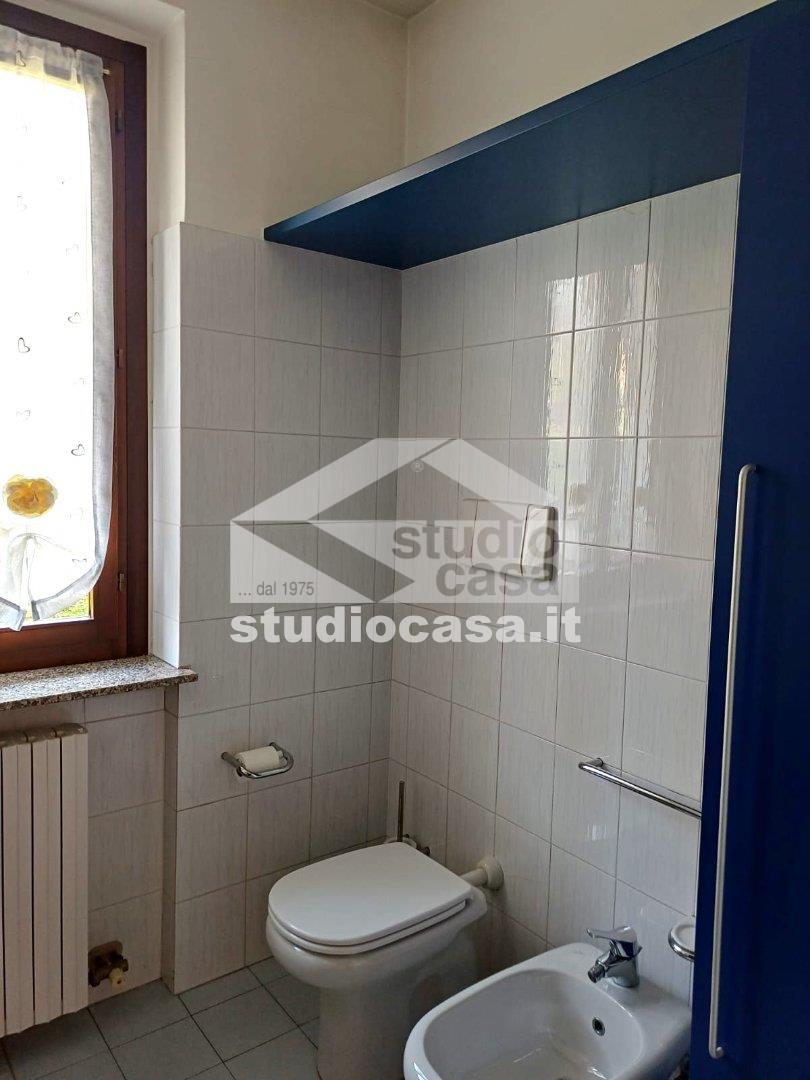 Villa a schiera di testa in vendita a Zogno