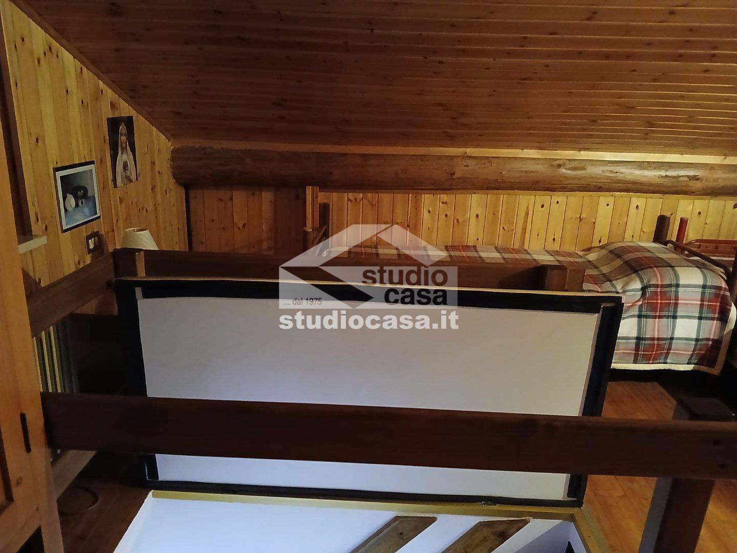 Appartamento in vendita a Costa Serina