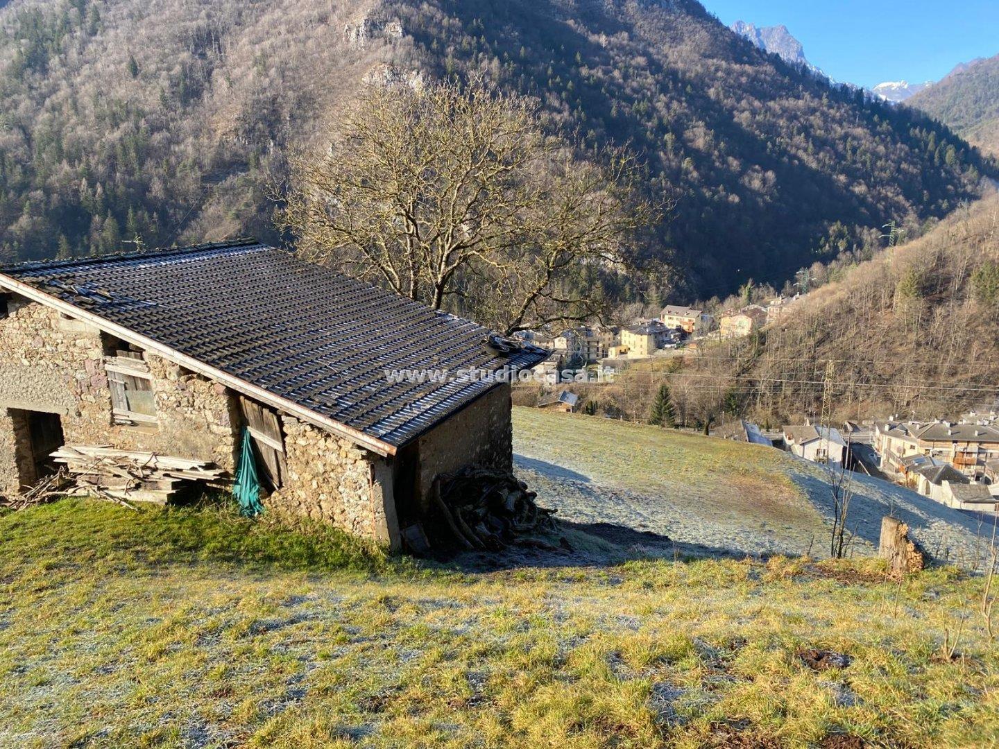 Casa Rustica in vendita a Olmo al Brembo