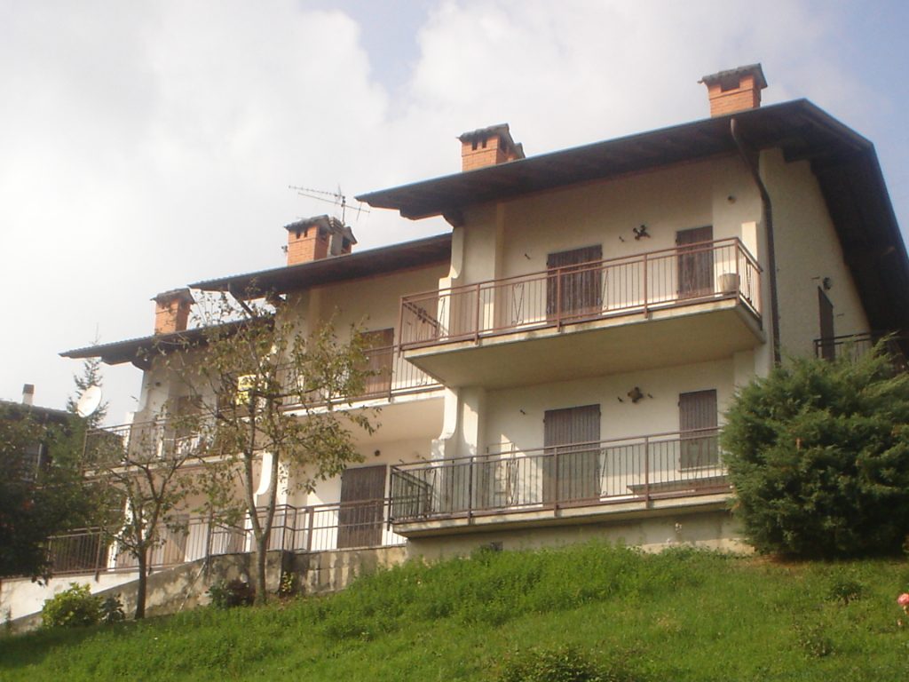 Appartamento in vendita a Algua