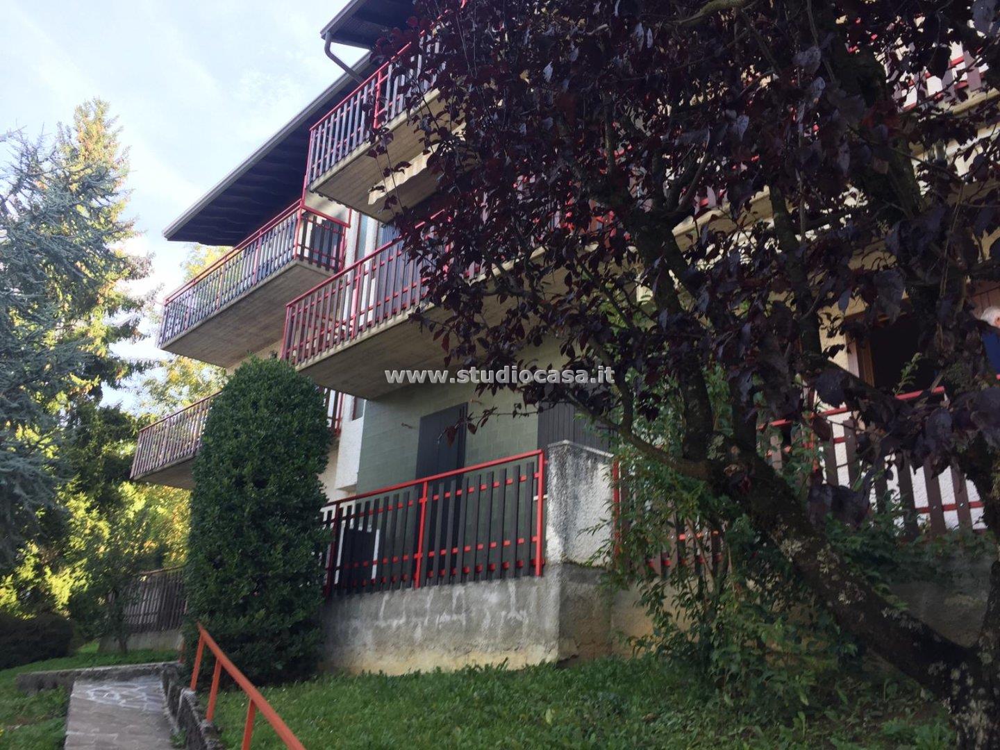Appartamento in vendita a Costa Serina