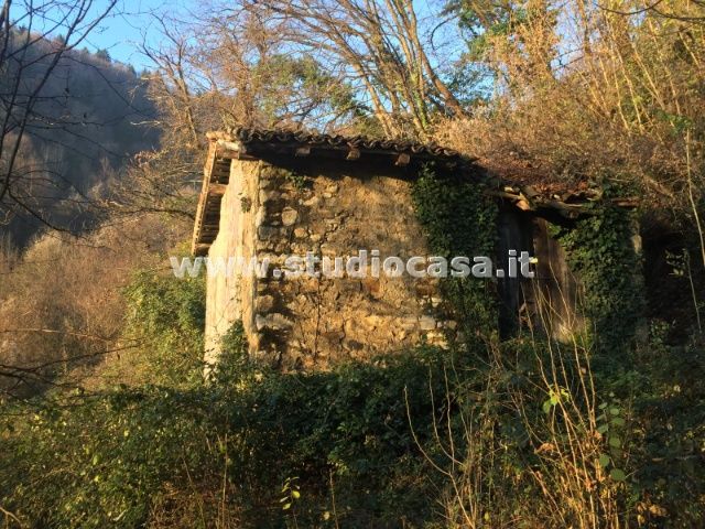 Casa Rustica in vendita a San Giovanni Bianco
