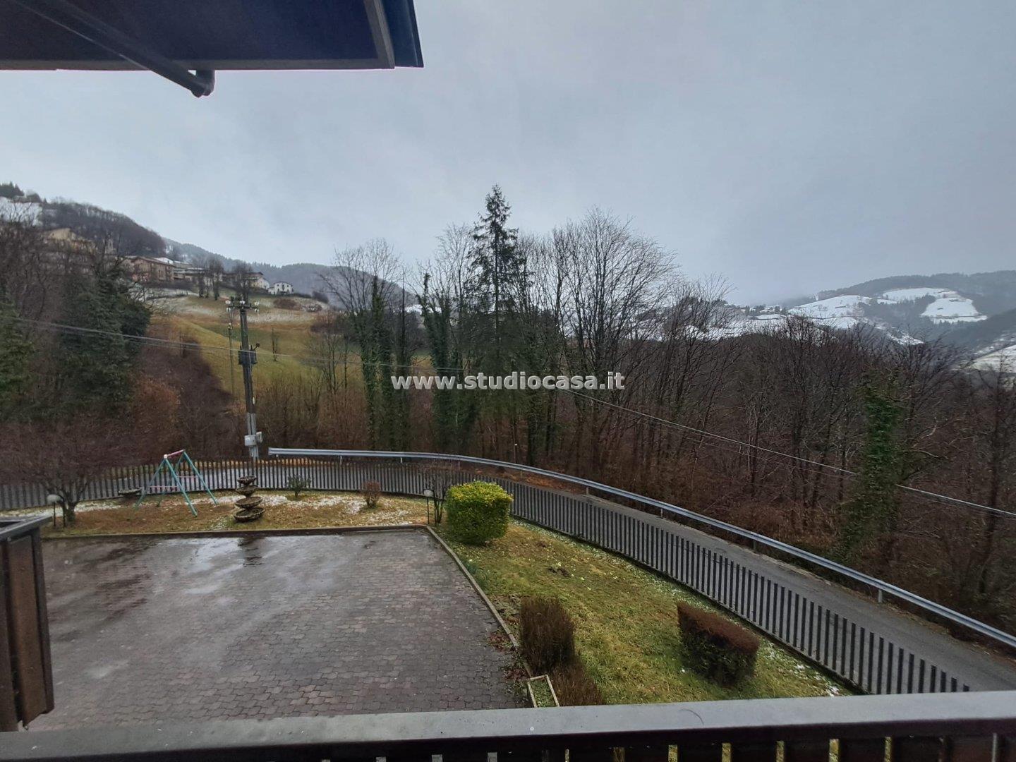 Villa Unifamiliare in vendita a Oltre il Colle