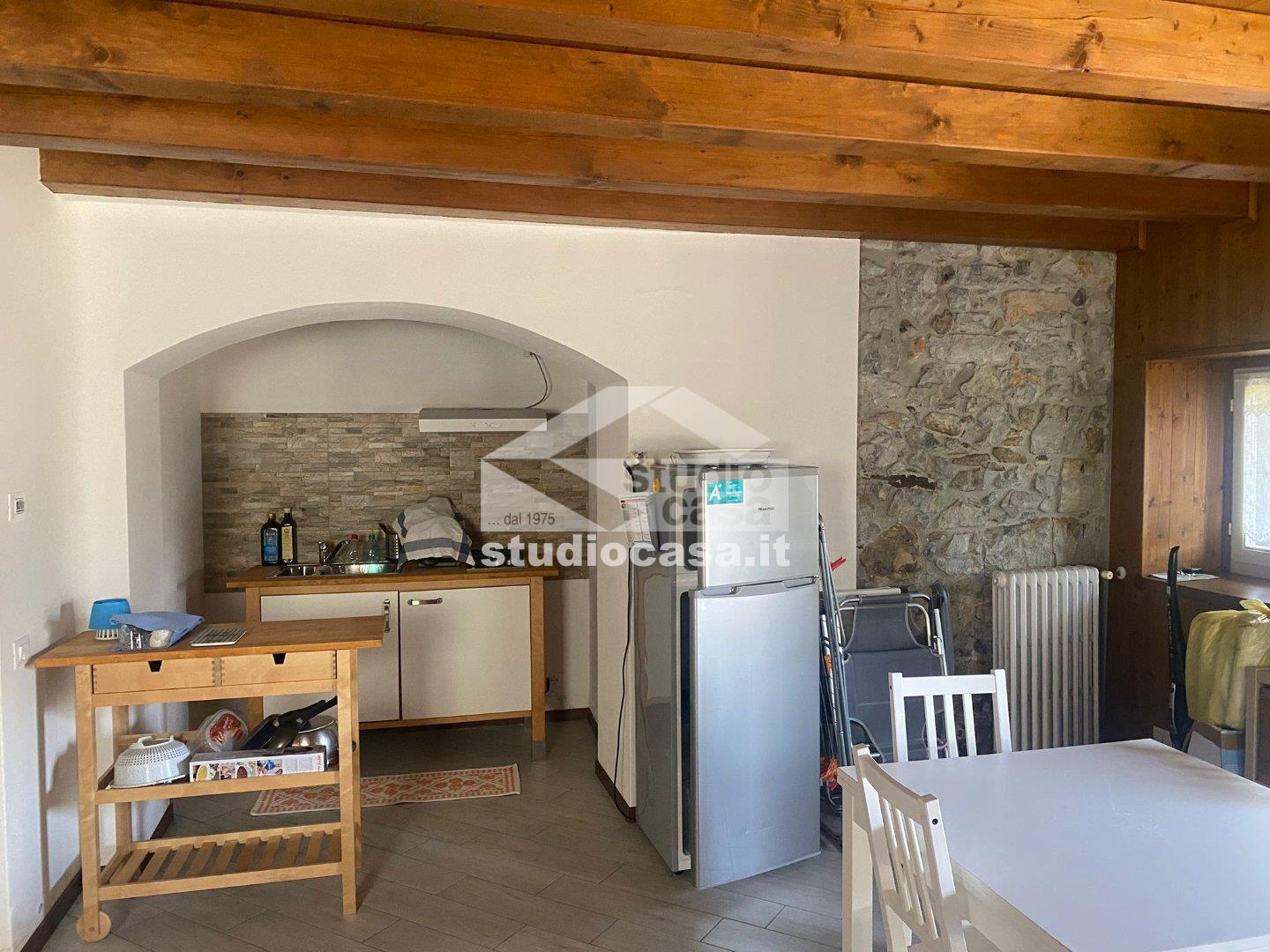 Appartamento in vendita a Costa Serina