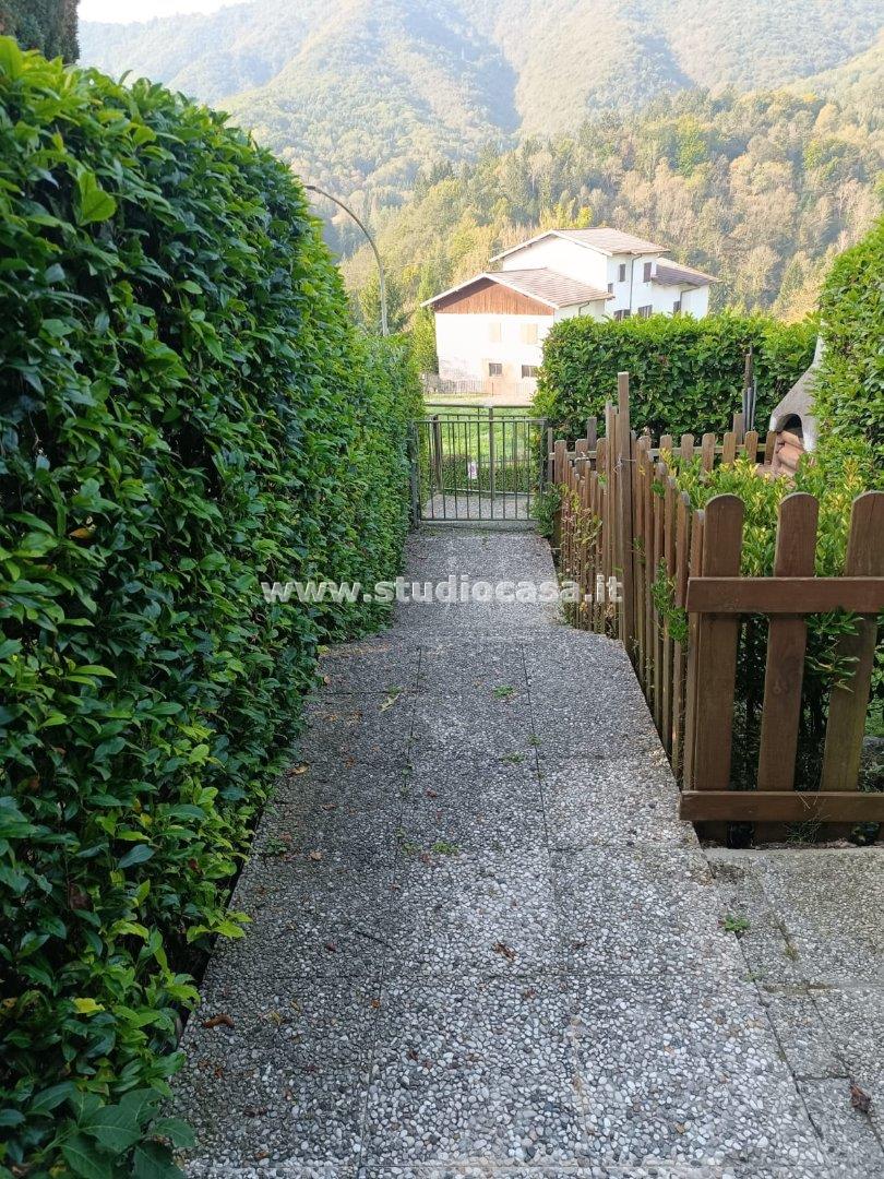 Villa a schiera in vendita a Algua