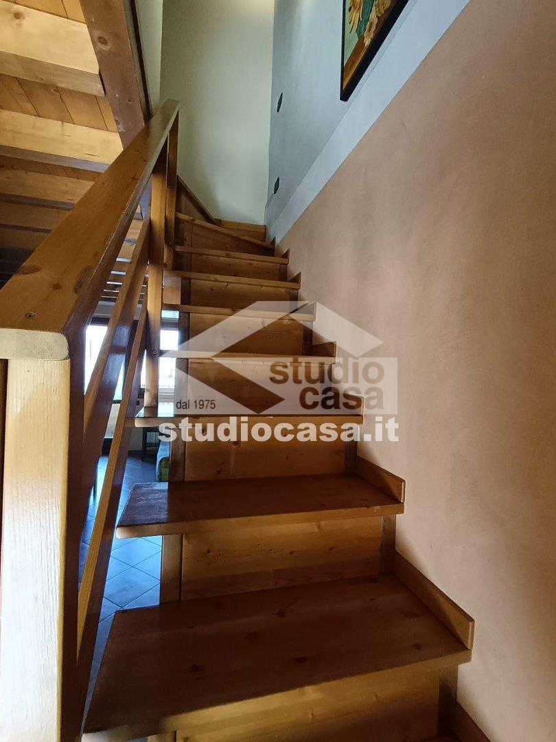 Appartamento in affitto a Roncola