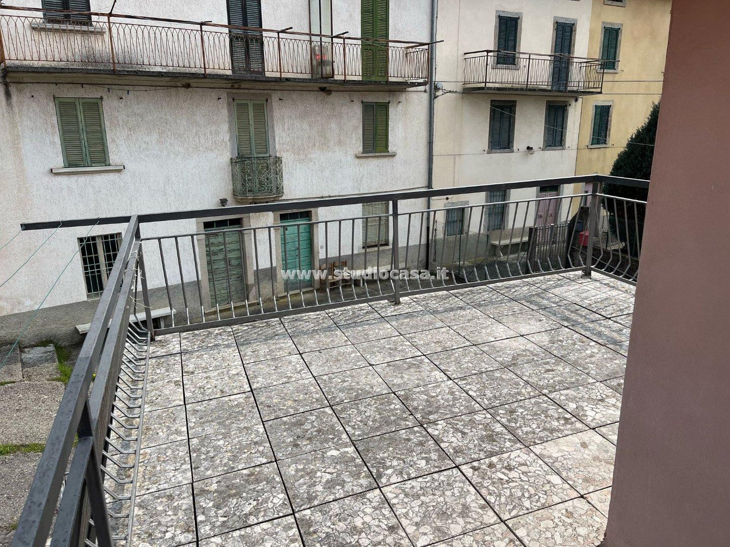 Appartamento in vendita a Costa Serina