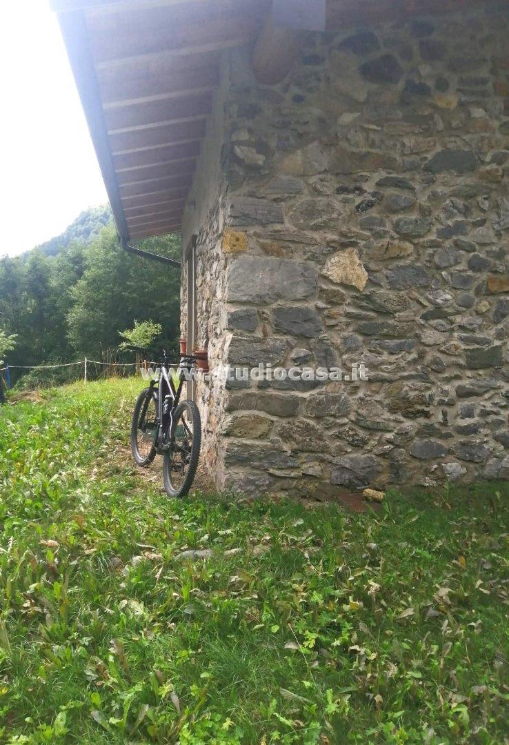 Casa Rustica in vendita a Oltre il Colle