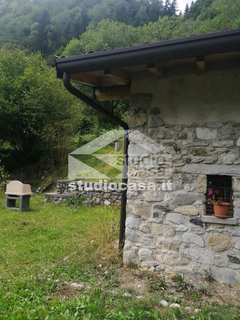 Casa Rustica in vendita a Oltre il Colle