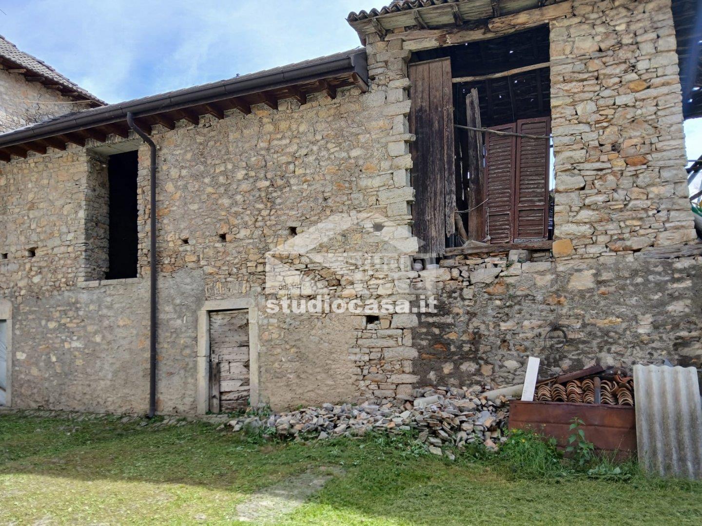 Casa Rustica in vendita a Rota d