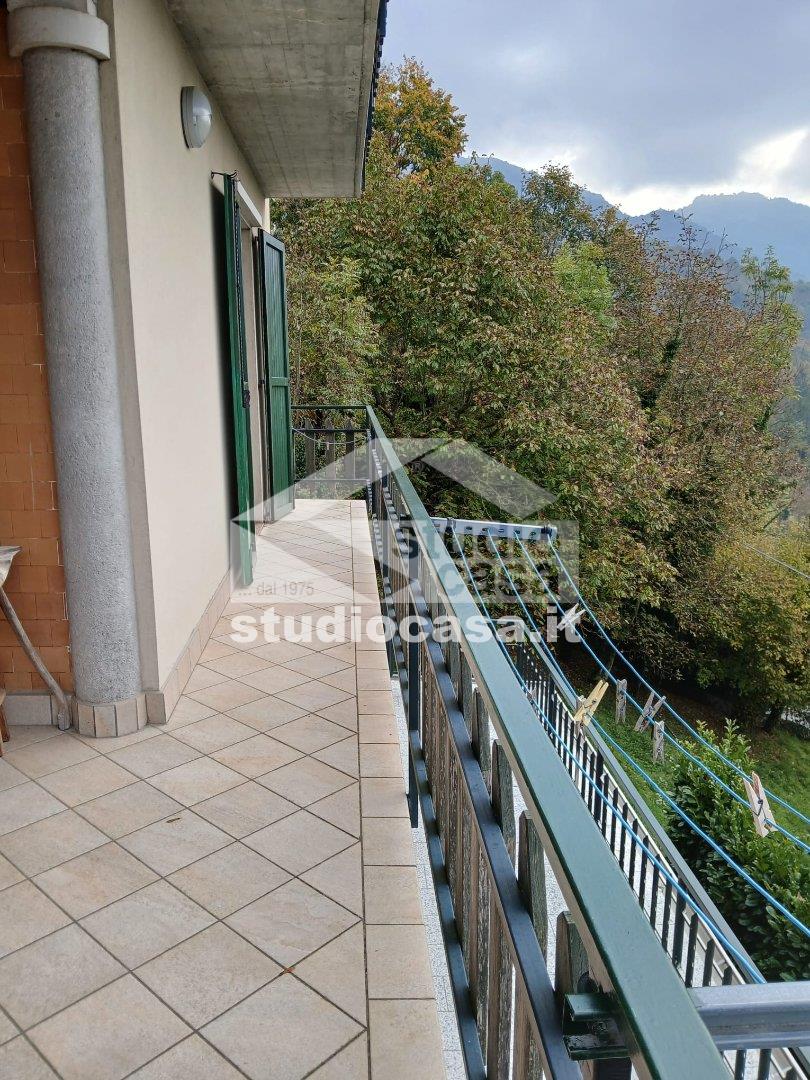Villa Unifamiliare in vendita a Costa Serina