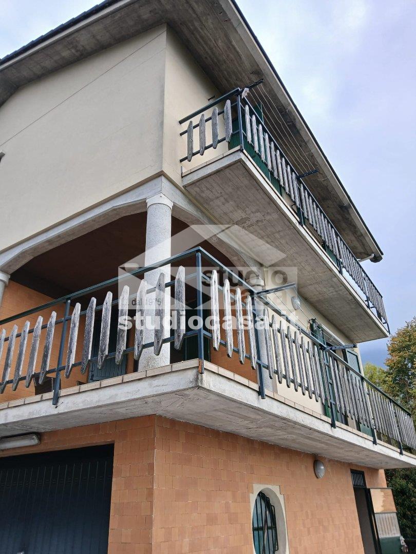Villa Unifamiliare in vendita a Costa Serina