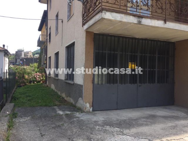 Appartamento in vendita a Val Brembilla