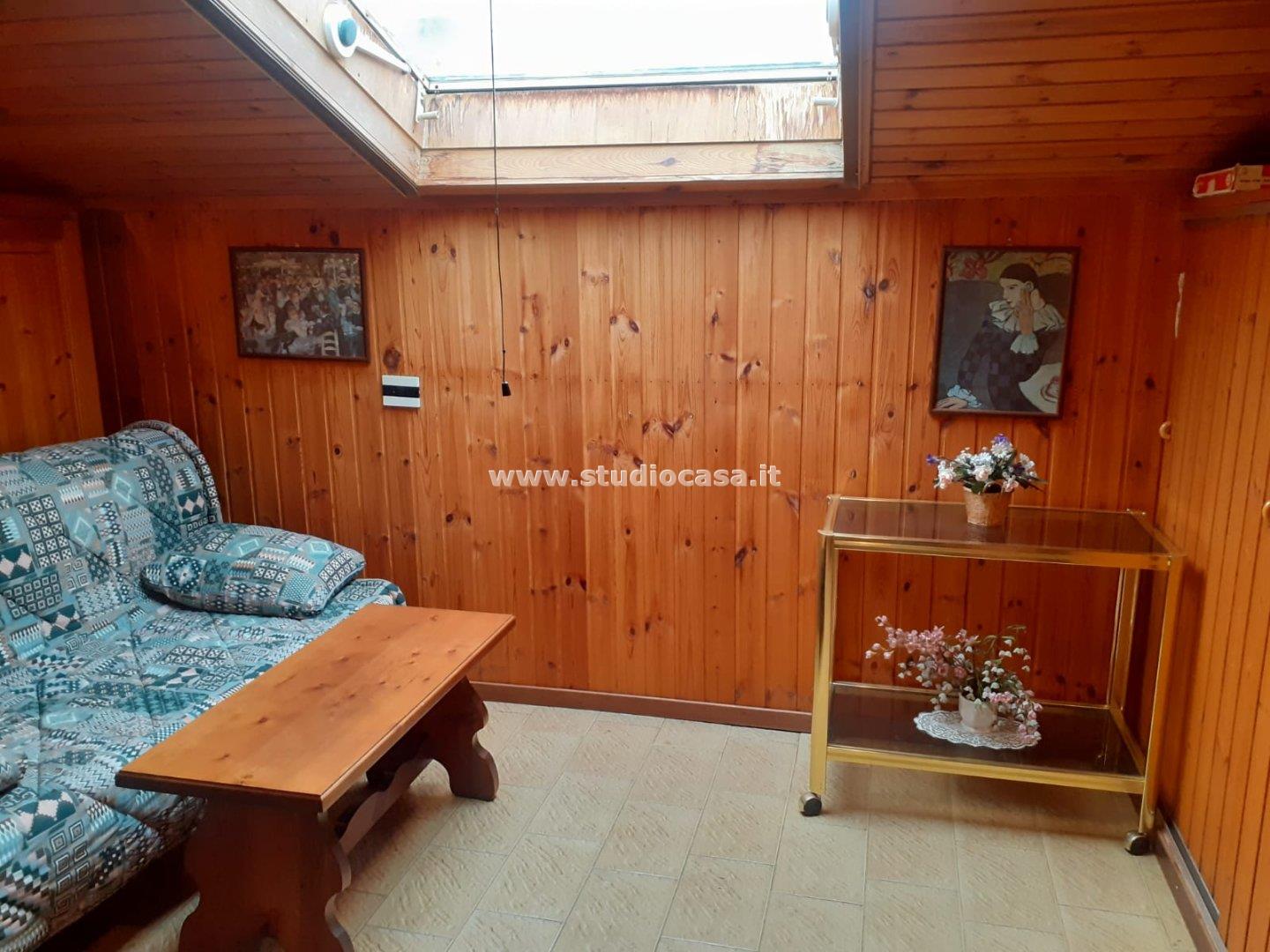 Appartamento in vendita a Costa Serina