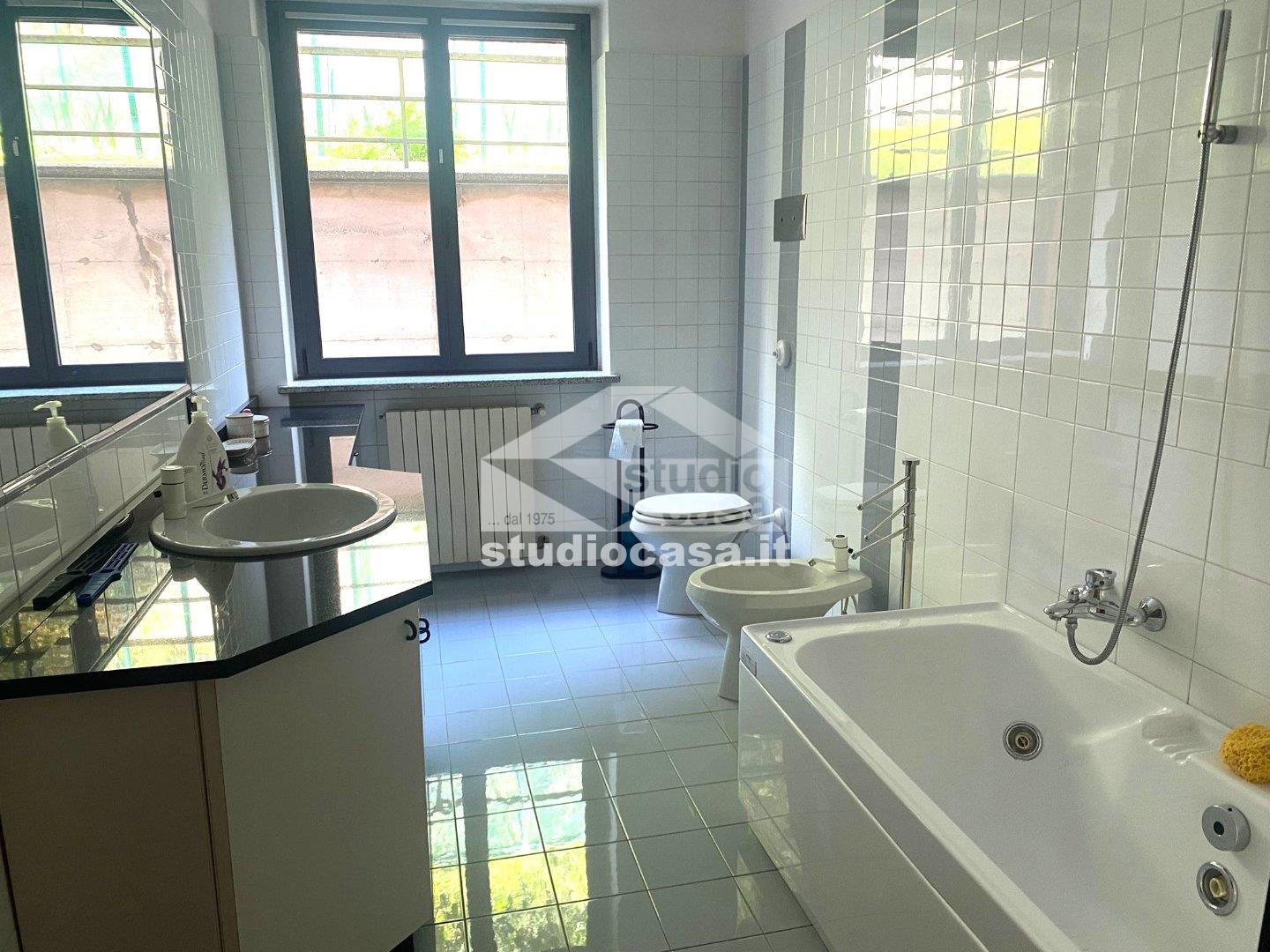 Casa Bifamiliare in vendita a Sedrina