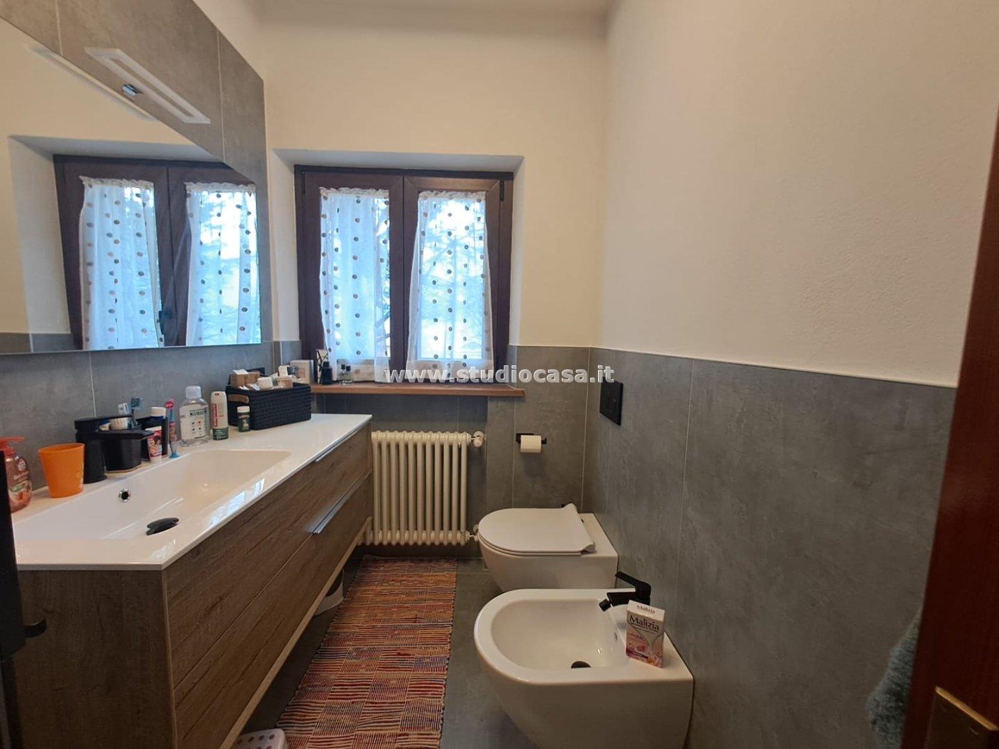 Villa Unifamiliare in vendita a Oltre il Colle