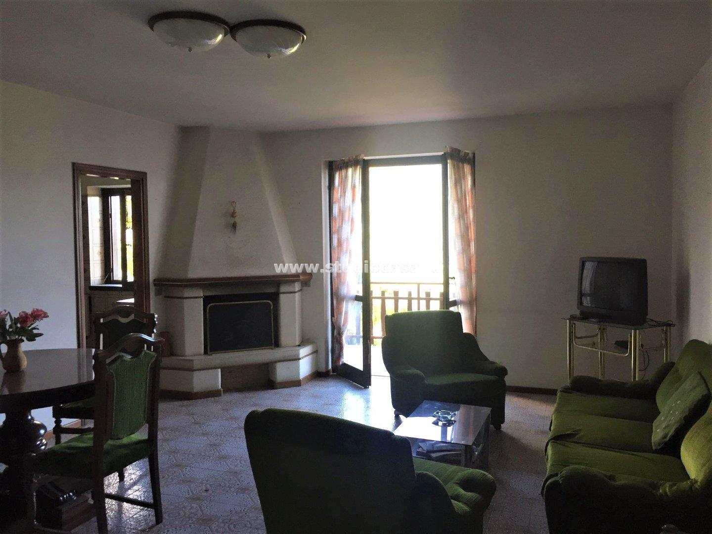 Appartamento in vendita a Algua