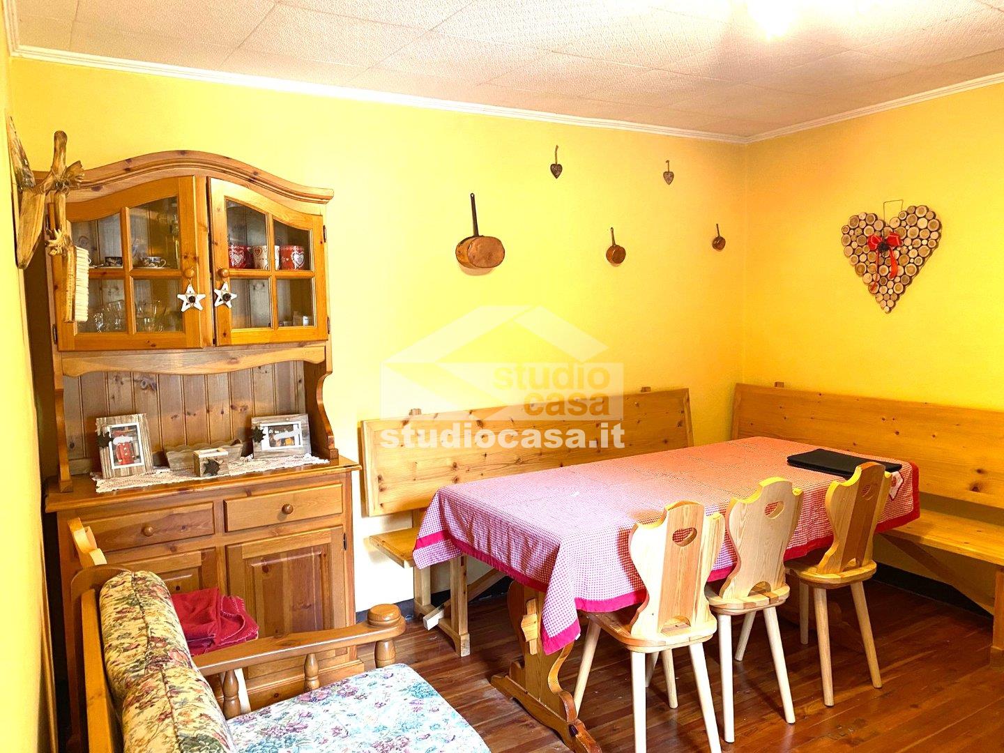 Appartamento in vendita a Carona