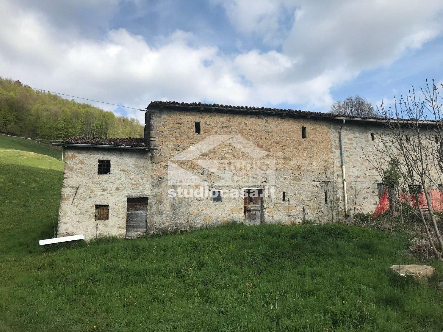 Casale in vendita a Dossena