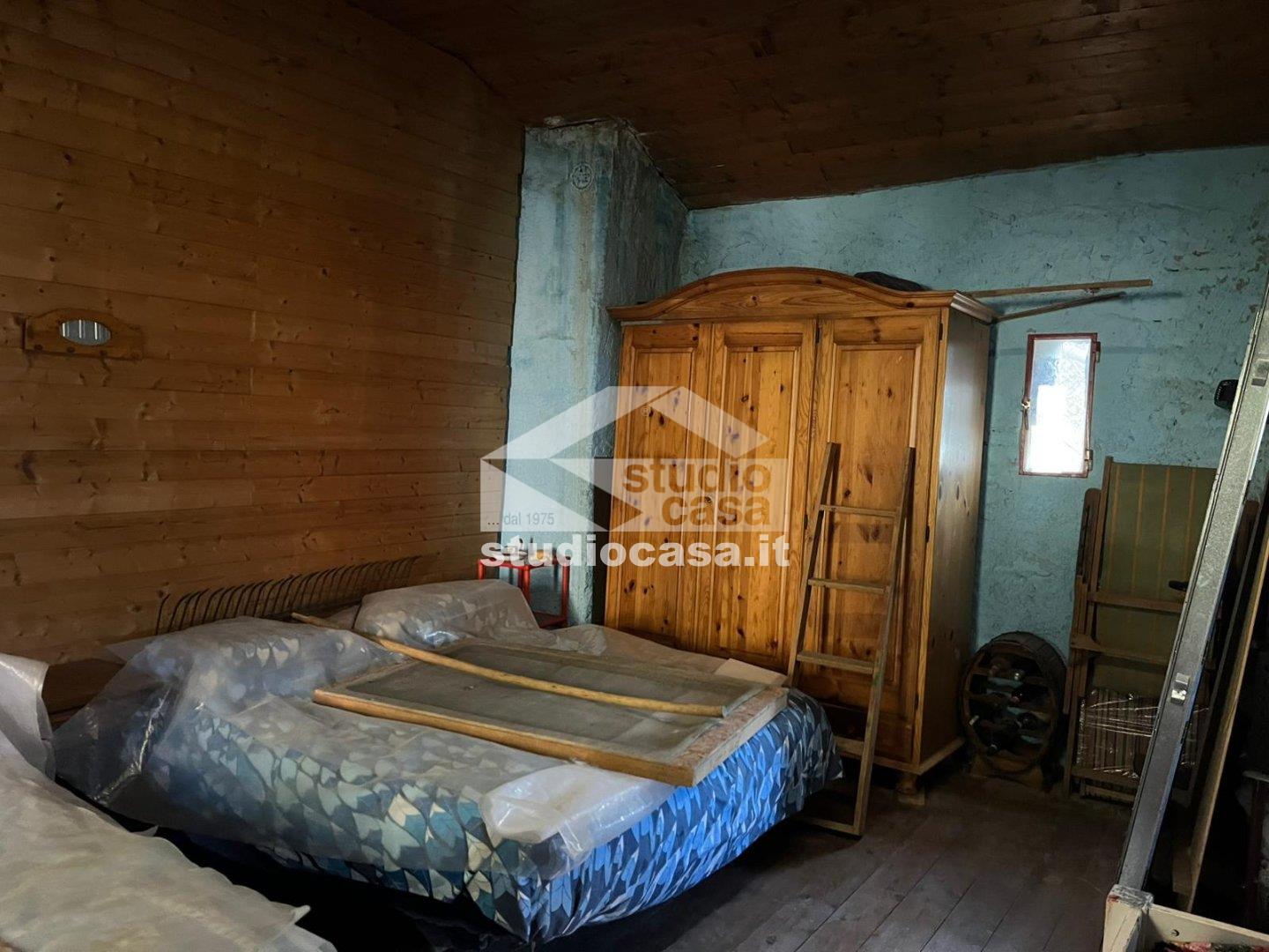 Casa Rustica in vendita a Dossena
