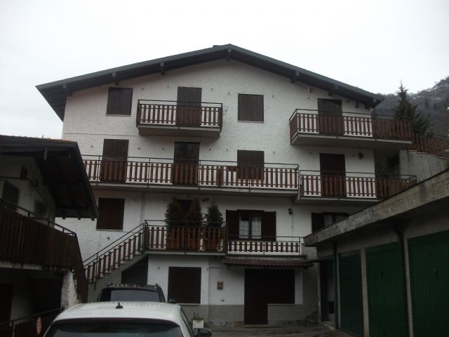 Appartamento in vendita a Costa Serina