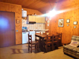 Appartamento in vendita a Costa Serina