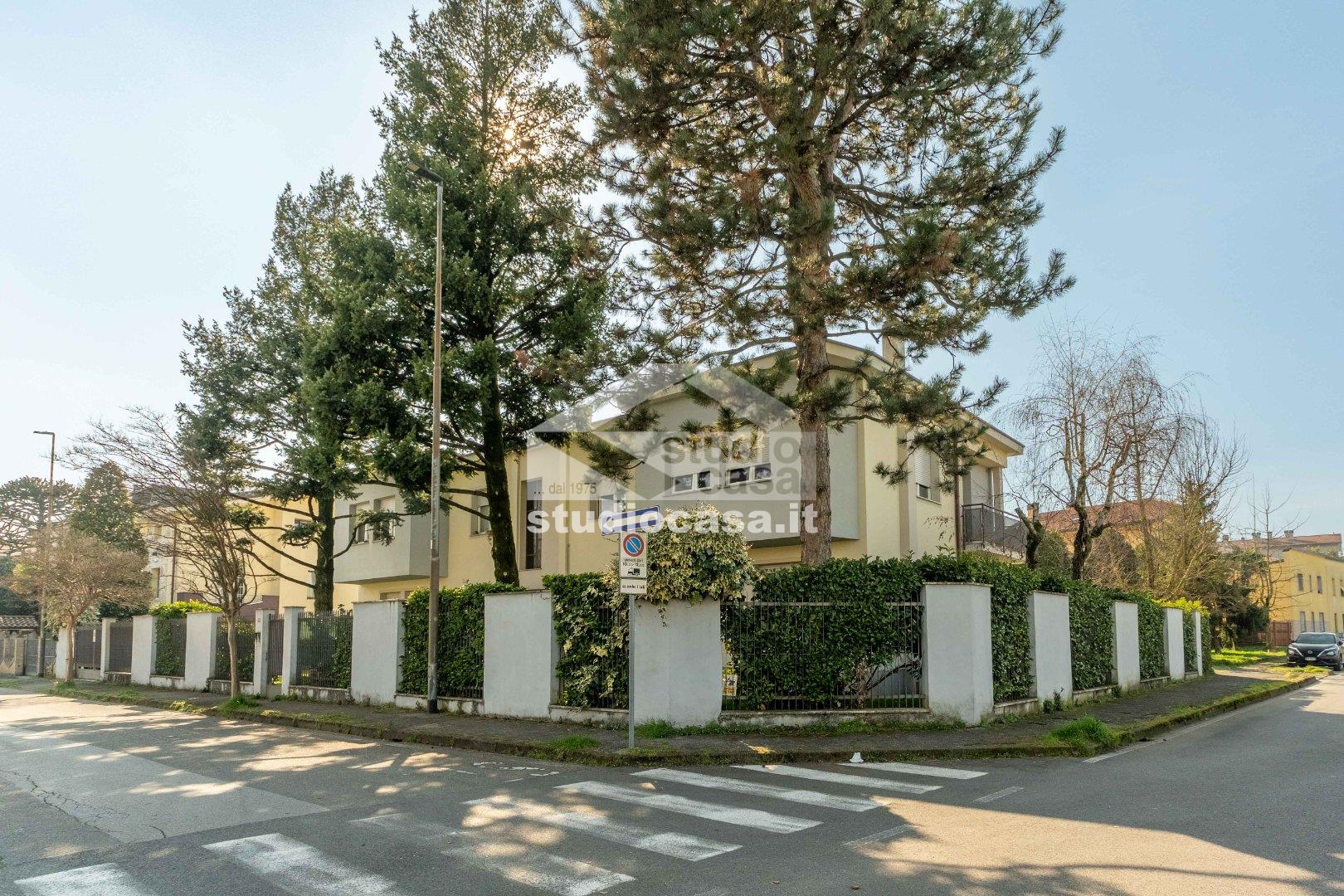 Appartamento in vendita a Muggiò