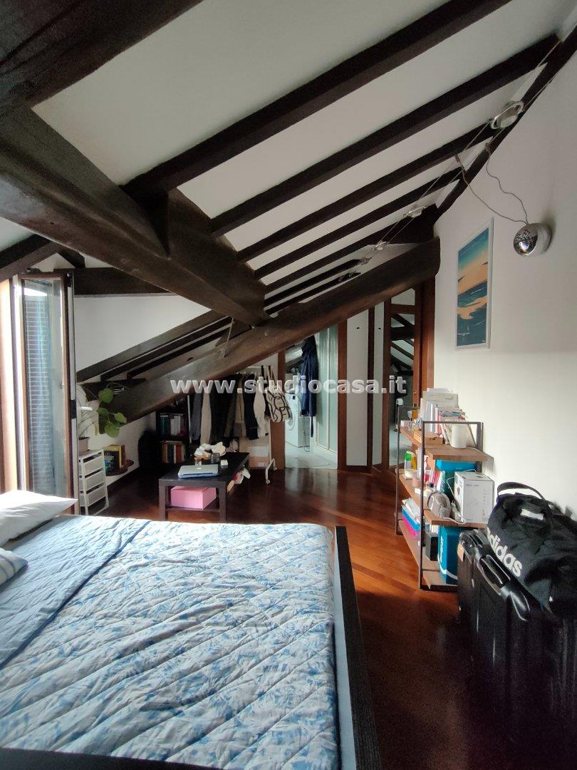 Mansarda in affitto a Milano