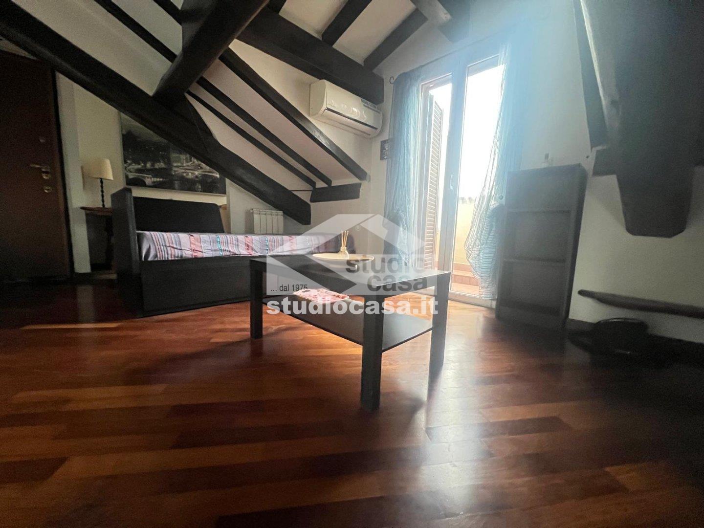 Mansarda in affitto a Milano