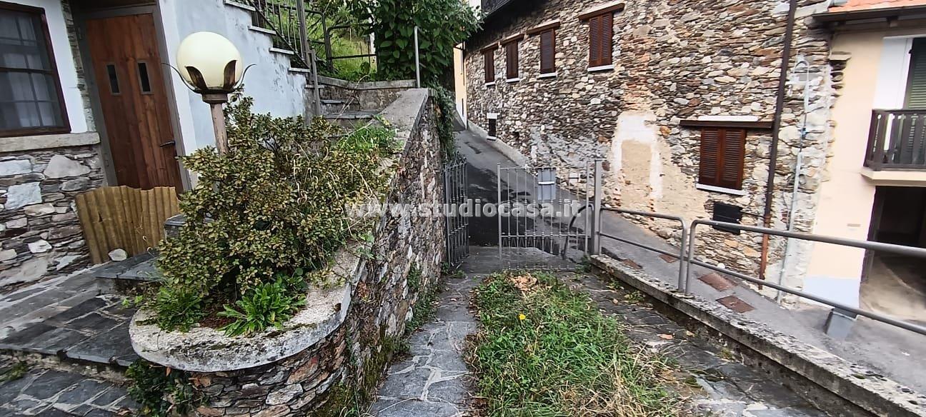 Villa Unifamiliare in vendita a Stresa