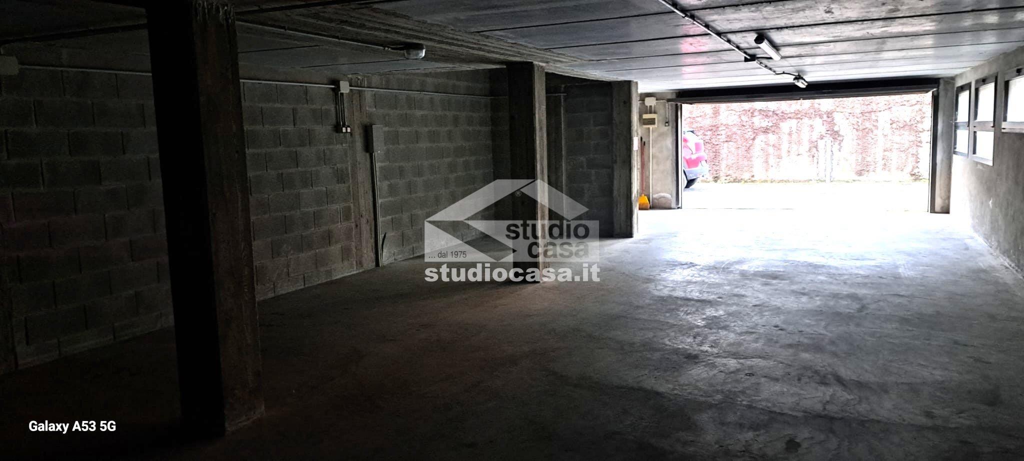 Box / Autorimessa in vendita a Vizzolo Predabissi