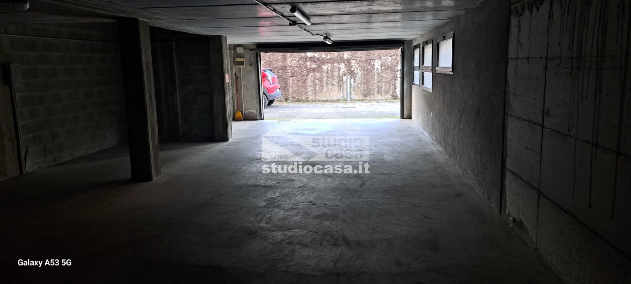 Box / Autorimessa in vendita a Vizzolo Predabissi